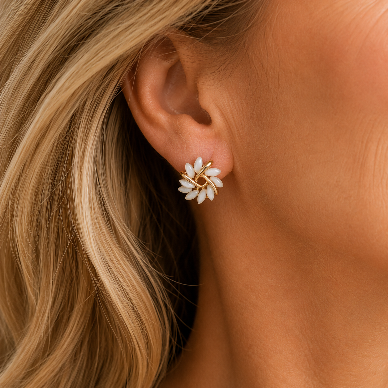 Elegant Gold Earrings with Exquisite Opal Flower Motifs
