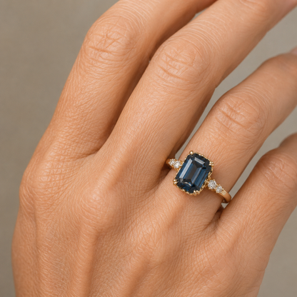 Gold Saphire Diamond Ring