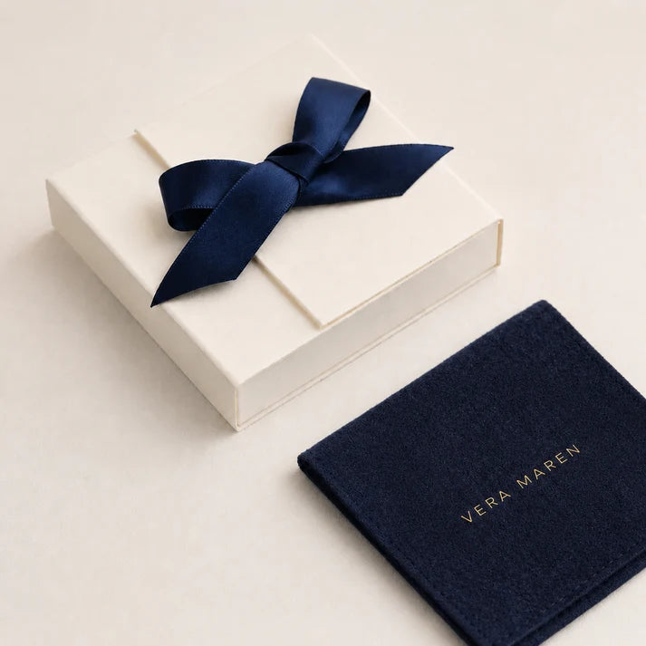 Vera Maren packaging