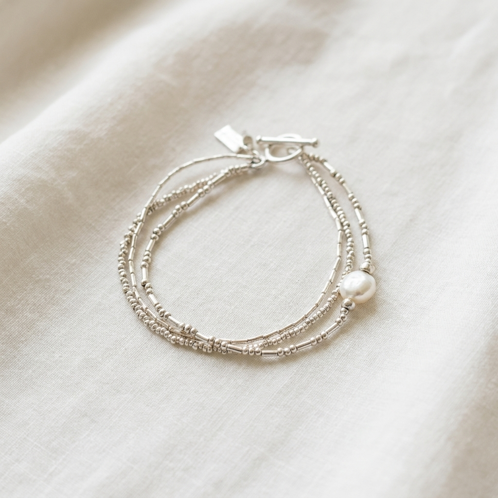 Vintage Pearl Bracelets Pack - product photo