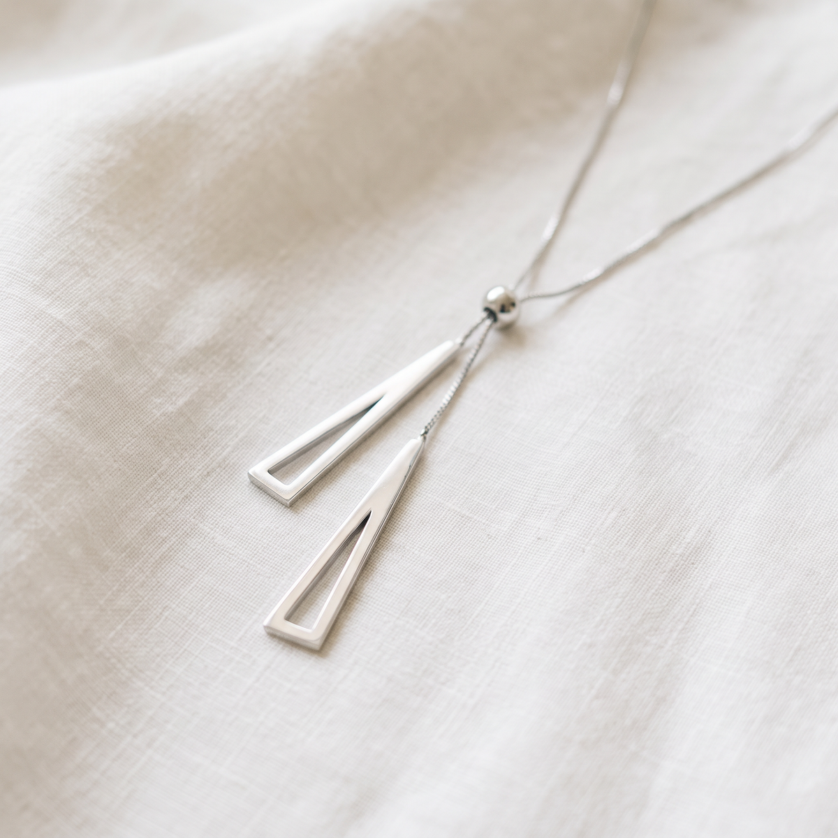 Graceful Lariat Elegance Necklace - product photo