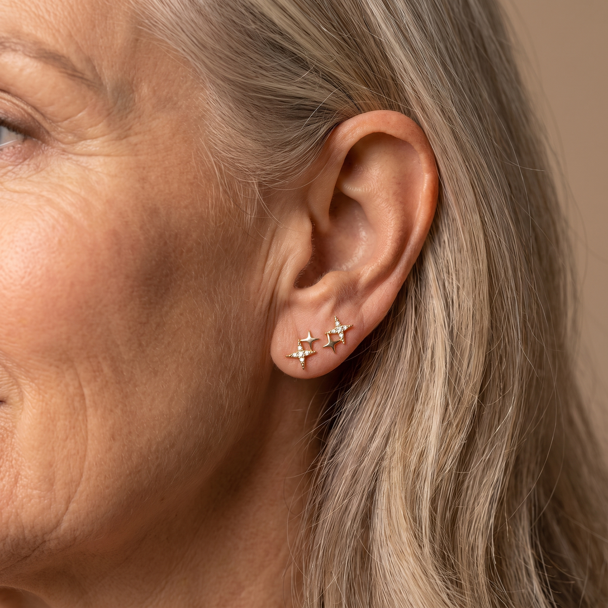 Elegant black pearl earrings - worn