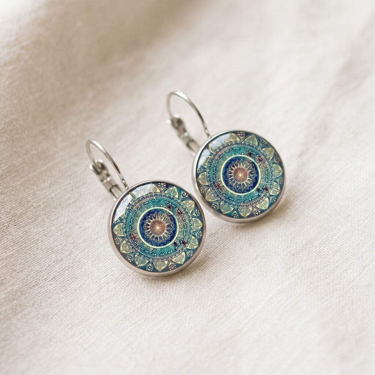 Rounded Mandala Vintage Earrings - product photo